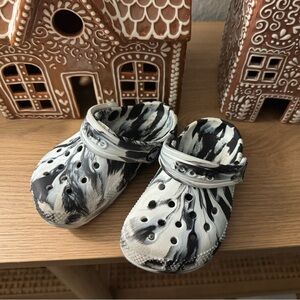 Toddler Marble Crocs C7